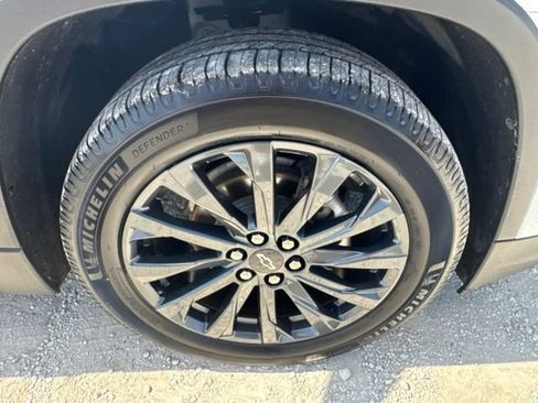 Used 2023 Chevrolet Traverse RS w/ LPO, Floor Liner Package AWD/4WD image 30