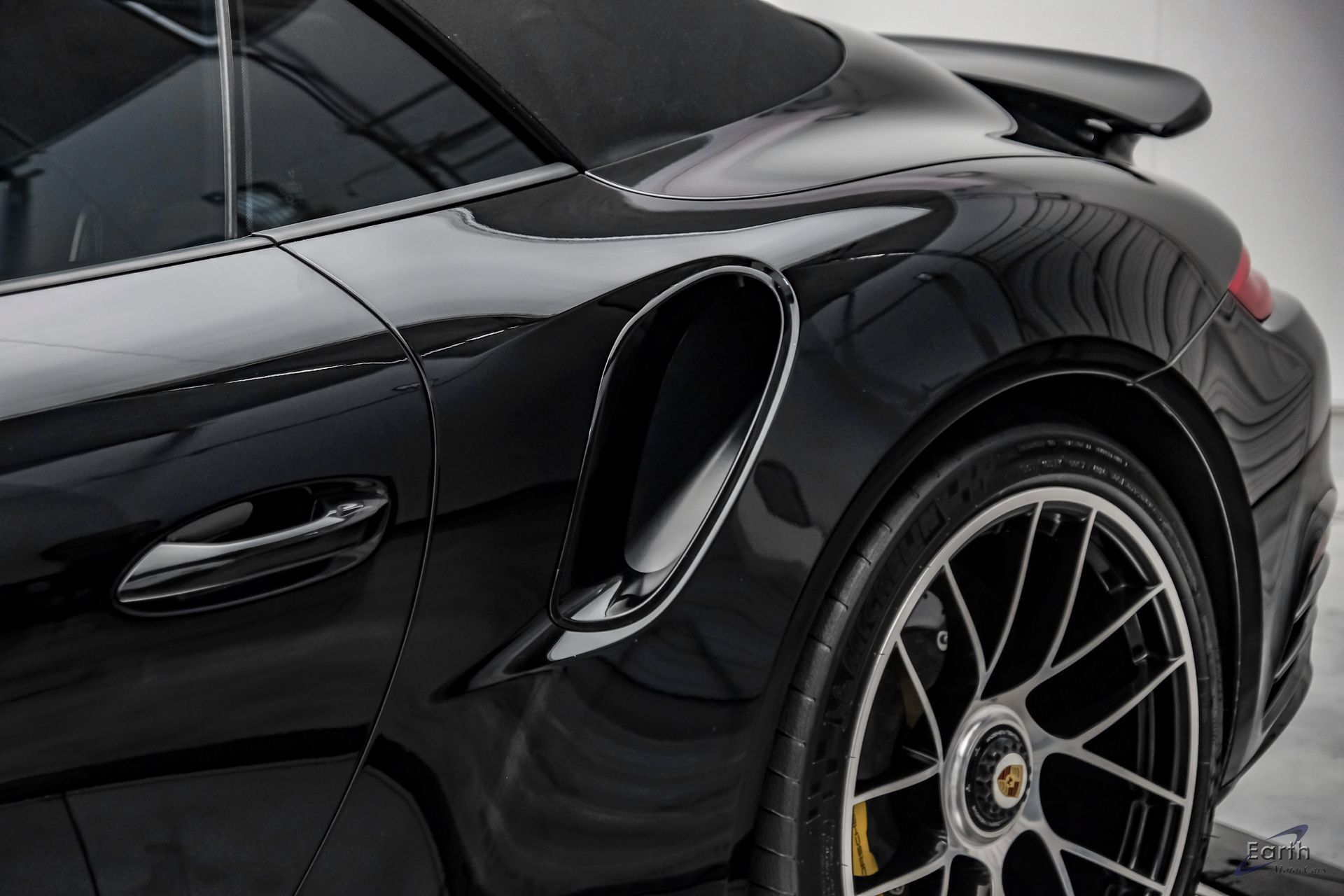 Used 2019 Porsche 911 Turbo S AWD/4WD image 38