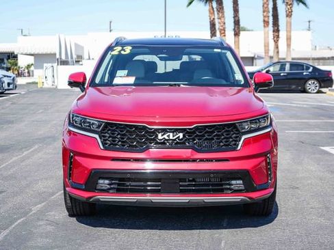 Used 2023 Kia Sorento SX Prestige w/ Panoramic Sunroof Package AWD/4WD image 2