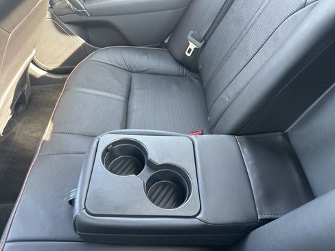 Used 2012 Lincoln MKZ image 31