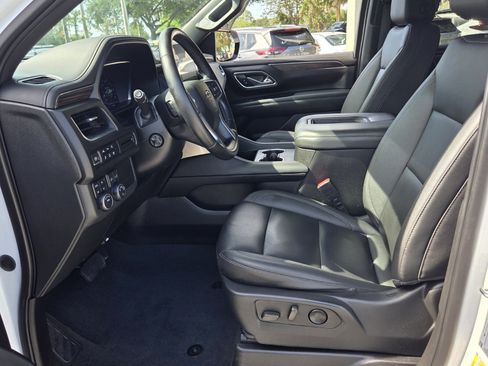Certified 2023 Chevrolet Tahoe Z71 w/ Luxury Package AWD/4WD image 12