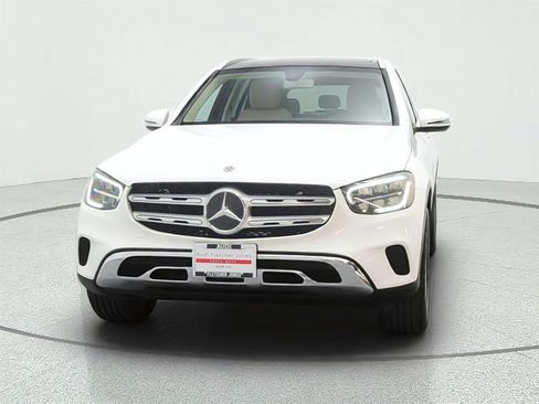 Used 2020 Mercedes-Benz GLC 300 4MATIC image 2