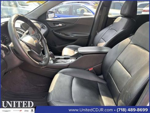 Used 2017 Chevrolet Malibu Premier w/ Premier Sun and Wheel Package image 16