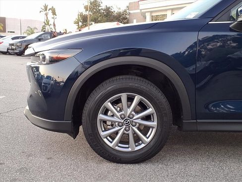 Used 2023 MAZDA CX-5 AWD 2.5 S w/ Select Package image 16