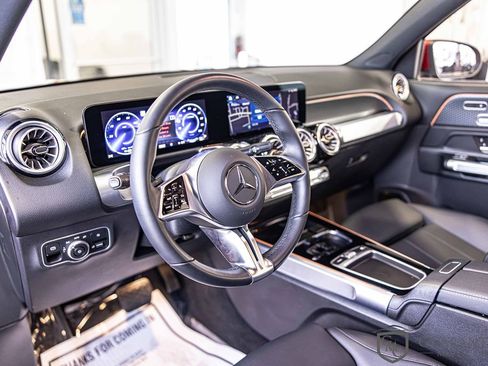 Used 2024 Mercedes-Benz EQB 250+ w/ Winter Package image 19