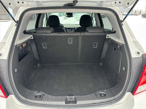 Used 2022 Chevrolet Trax LS w/ Tint and Cruise Package image 14