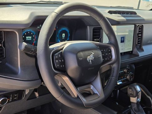 New 2026 Ford Bronco Badlands AWD/4WD image 14
