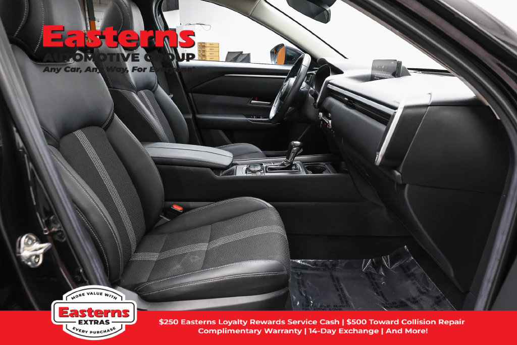 Used 2025 MAZDA CX-50 AWD 2.5 S w/ Premium Package image 26