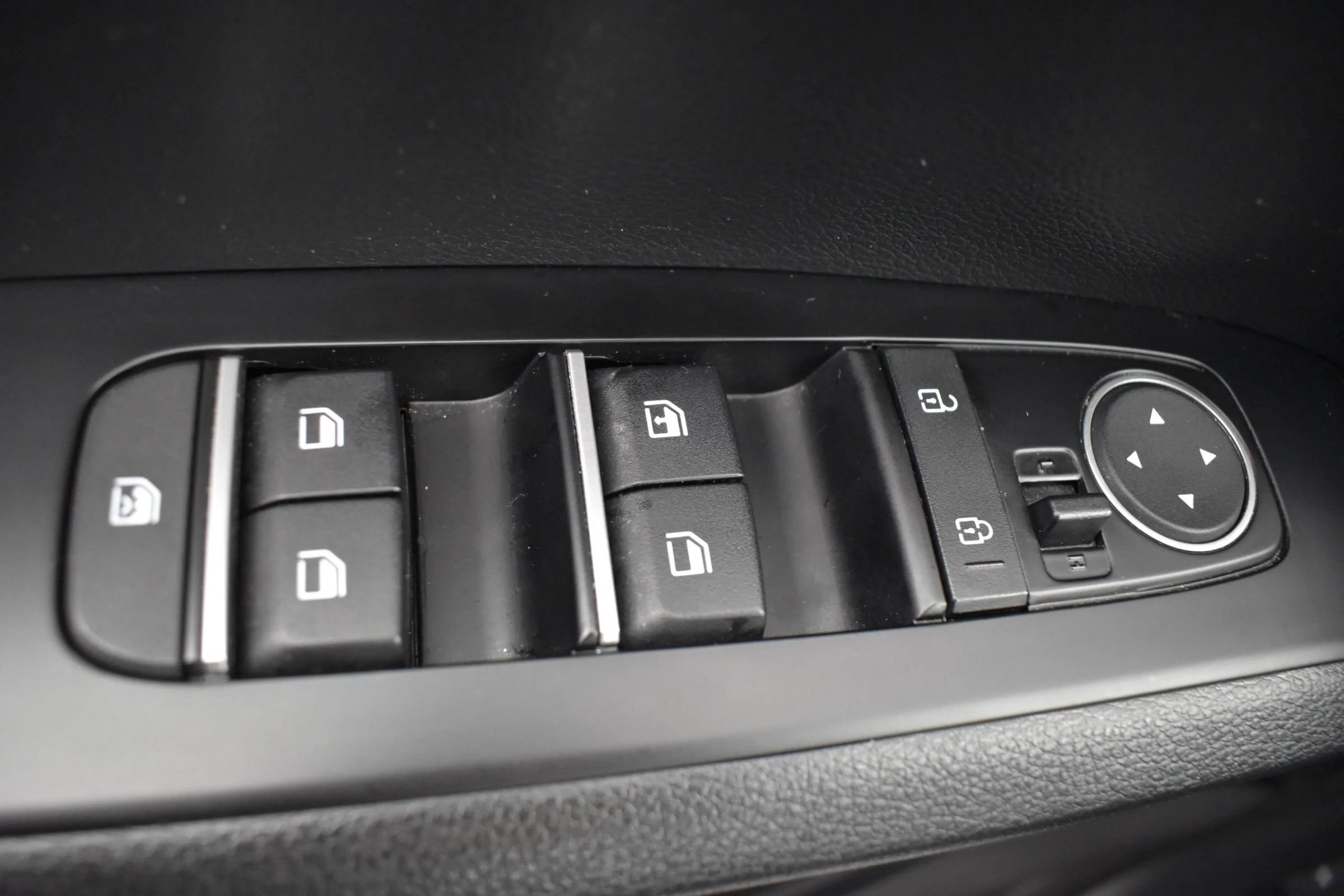 Used 2024 Kia Soul LX w/ LX Technology Package FWD image 21