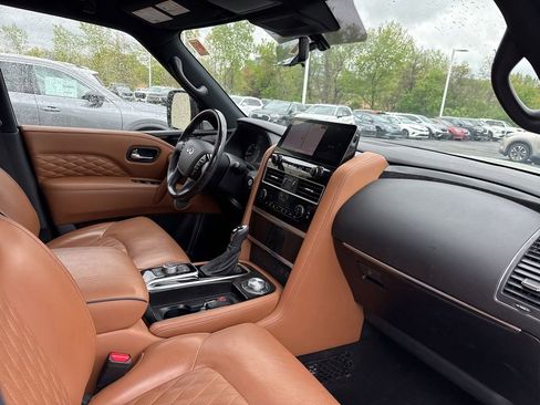 Certified 2023 INFINITI QX80 Sensory w/ Cargo Package AWD/4WD image 32
