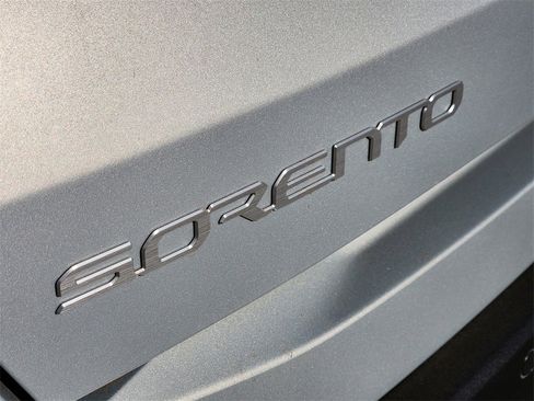 New 2026 Kia Sorento SX image 7