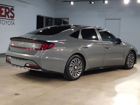 Used 2022 Hyundai Sonata Limited FWD image 7