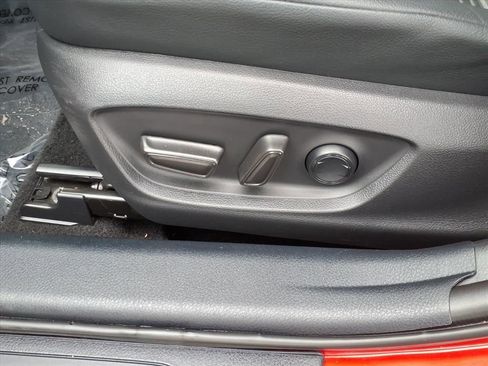 Certified 2022 Toyota Camry SE image 14