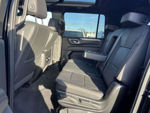 Certified 2024 Chevrolet Suburban RST w/ Luxury Package image 16