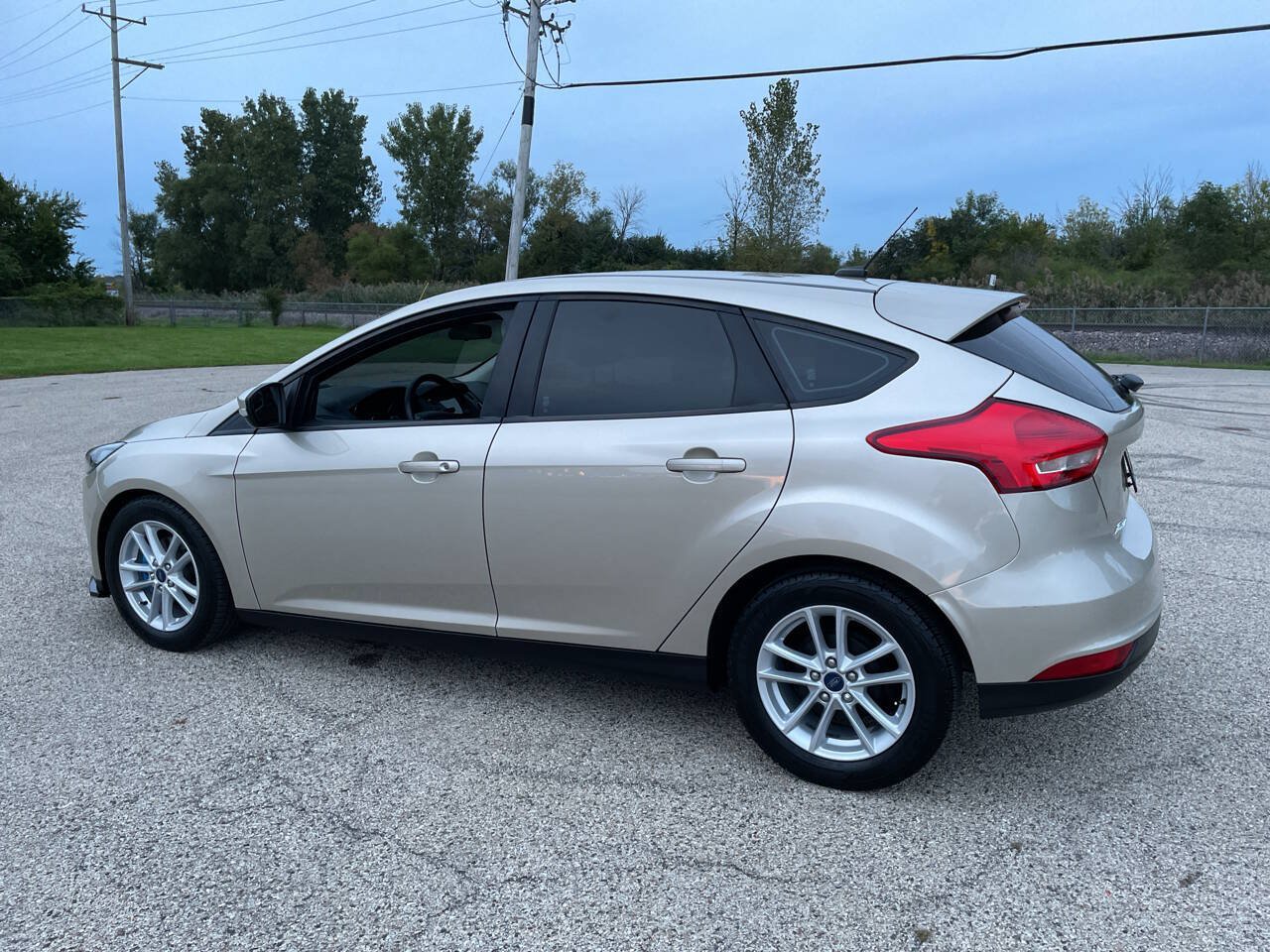 Used 2018 Ford Focus SE w/ Cold Weather Package FWD image 24