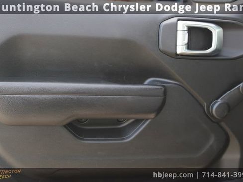 Used 2023 Jeep Wrangler Sport image 8