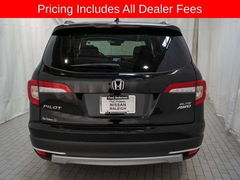 Used 2021 Honda Pilot Elite image 4