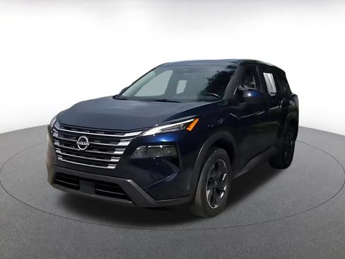 Used 2025 Nissan Rogue SV FWD image 7