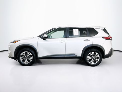Used 2023 Nissan Rogue SV AWD/4WD image 4