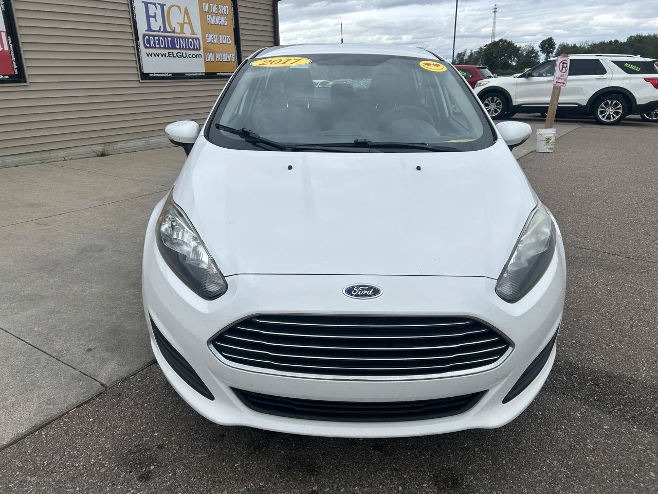 Used 2017 Ford Fiesta SE w/ Cold Weather Package FWD image 2