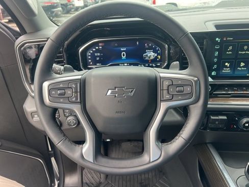 Used 2025 Chevrolet Silverado 1500 LT Trail Boss w/ LT Trail Boss Premium Package image 16