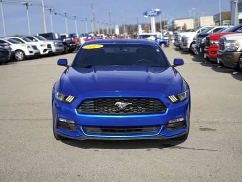 Used 2017 Ford Mustang Coupe image 2