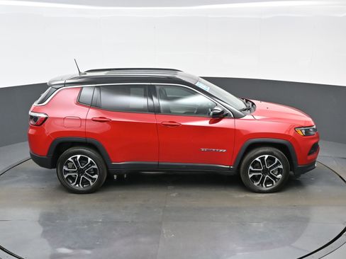 Used 2023 Jeep Compass Limited AWD/4WD image 37