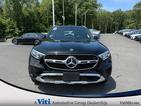 Used 2024 Mercedes-Benz GLC 300 GLC 300 image 3
