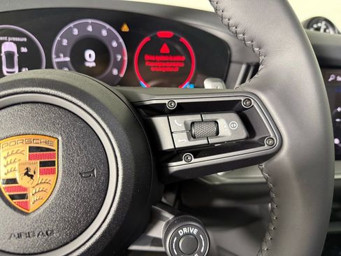 New 2025 Porsche Cayenne Coupe image 38