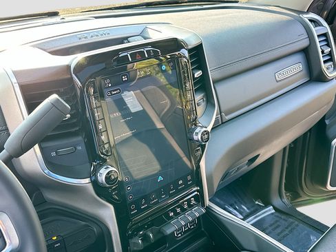 New 2024 RAM 2500 Laramie image 10