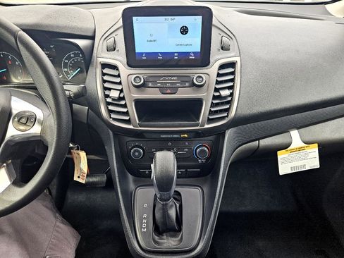 Used 2022 Ford Transit Connect XL image 41