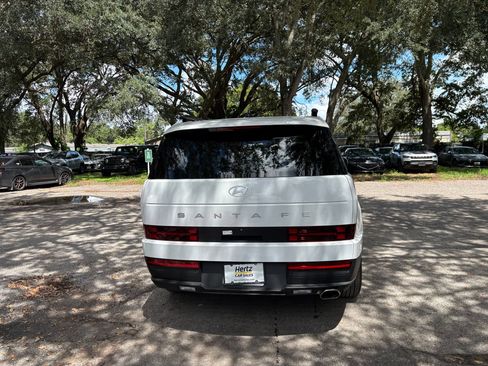 Used 2026 Hyundai Santa Fe SEL FWD image 15