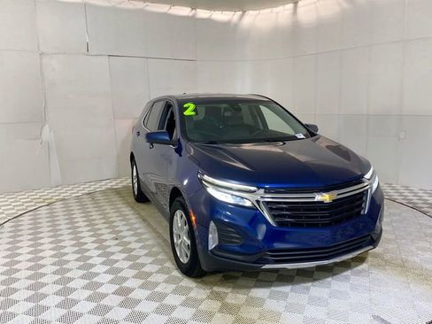 Used 2023 Chevrolet Equinox LT image 1