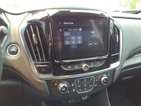 Certified 2023 Chevrolet Traverse Premier w/ Redline Edition AWD/4WD image 13