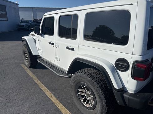 Used 2024 Jeep Wrangler Unlimited Rubicon 392 AWD/4WD image 15
