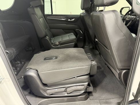 Used 2022 GMC Yukon XL Denali image 34