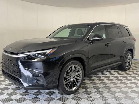 Used 2024 Lexus TX 550h AWD Plug-In Hybrid w/ Technology Package image 2