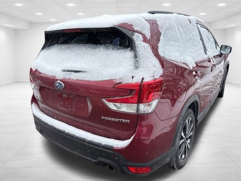 Used 2023 Subaru Forester Limited image 4