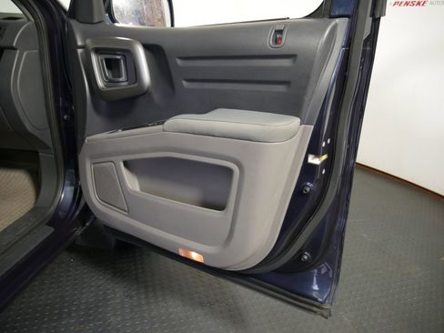 Used 2011 Honda Ridgeline RTS image 5