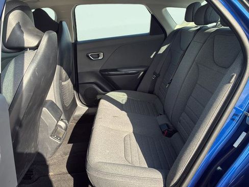 Used 2025 Kia K4 EX FWD image 24