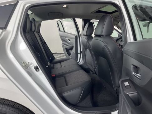 New 2026 Nissan Sentra SR w/ SR Premium Package FWD image 45