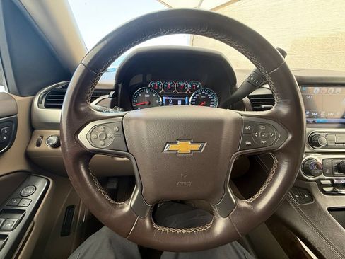 Used 2019 Chevrolet Tahoe LT RWD image 17