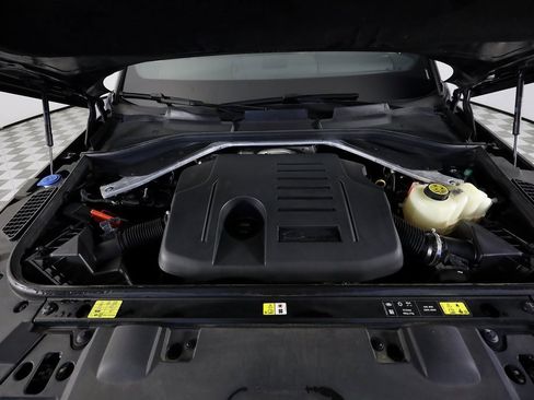 Used 2024 Land Rover Range Rover Sport Dynamic SE image 38