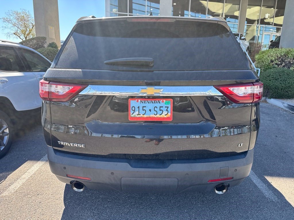 Certified 2021 Chevrolet Traverse LT w/ LT Premium Package FWD image 3