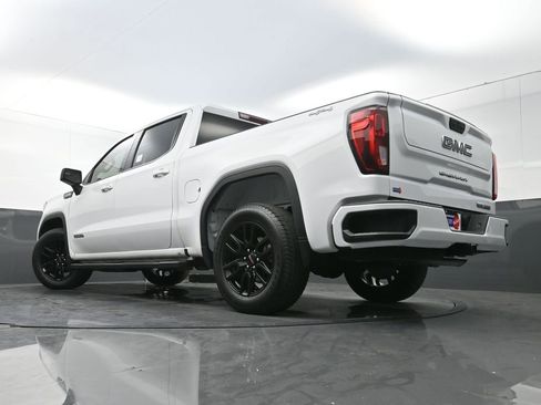 Used 2022 GMC Sierra 1500 Elevation w/ LPO, Elevation Black Package image 28