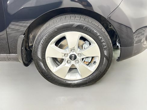 Used 2017 Kia Soul w/ Convenience Package FWD image 31