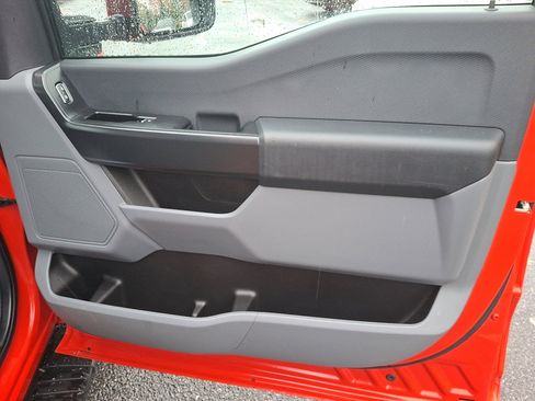 Used 2022 Ford F150 XL w/ Trailer Tow Package image 11