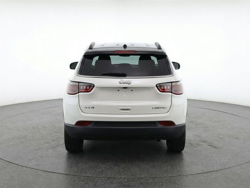 Used 2025 Jeep Compass Limited AWD/4WD image 7