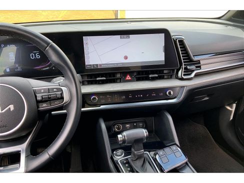 Used 2024 Kia Sportage X-Line w/ X-Line Premium Package AWD/4WD image 6