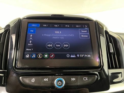Used 2021 Chevrolet Traverse LT AWD/4WD image 24